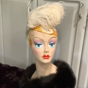 Piura Mia Cream Feathered Rhinestone Hairpiece Comb Vintage
